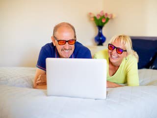 Modré svetlo z obrazoviek