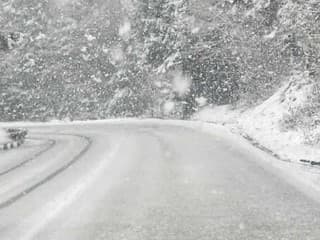 Na Slovensku sneží! VIDEO