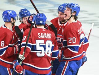 Juraj Slafkovský oslavuje jeden