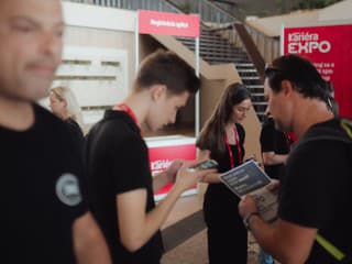 Tisícky uchádzačov pod jednou