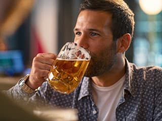 Experti zistili, prečo je studené pivo chutnejšie ako teplé: Pri TEJTO teplote chutí najlepšie