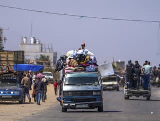 Vysídlení Palestínčania prichádzajú do