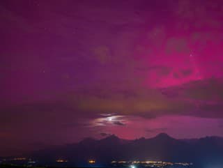 Polárna žiara nad Vysokými