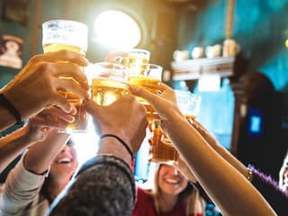 Regionálna vláda na španielskej Malorke a Ibize zakázala nočný predaj alkoholu