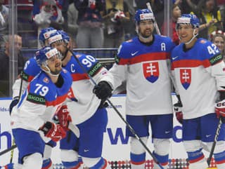 Na snímke radosť slovenských