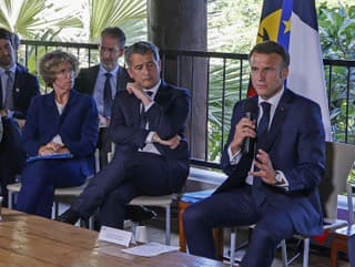 Emmanuel Macron na návšteve v Novej Kaledónii