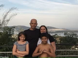 Igor Gomes (vpravo) vyvraždil svoju rodinu.