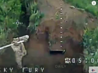 Ruský vojak si na pomoc s kamikadze dronom zvolil kurióznu pomôcku