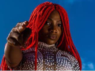 Aunty Rayzor vystúpi na