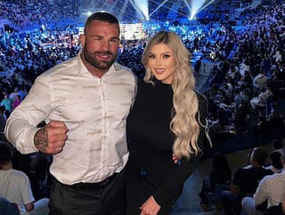 Aký je Karlos Vémola