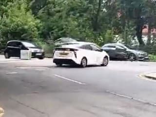 Sociálnymi sieťami sa šíri šokujúce VIDEO z autonehody: Rozzúrený vodič vpálil do... Ako z akčného filmu!
