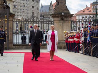Zľava český prezident Petr