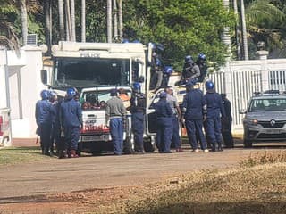 Polícia v Zimbabwe zatkla