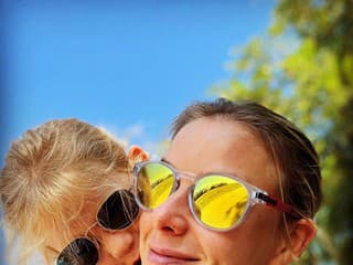 Nela Pocisková s dcérkou