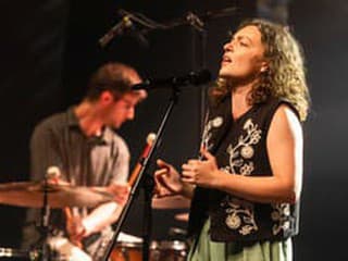 DIS IS MARKETA, Czech