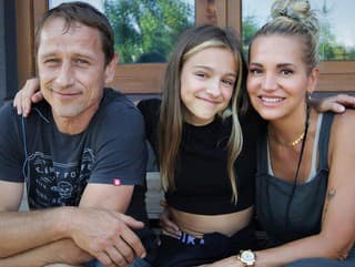 Matěj Homola, Dara Rolins