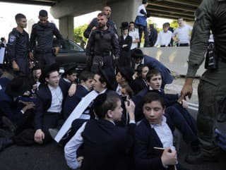 Ultraortodoxní židia pri proteste