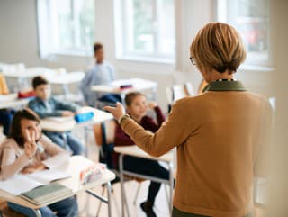 Do poľských škôl nastúpi viac detí z Ukrajiny, menia sa pravidlá ich výučby