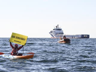 Greenpeace protestuje proti plánovanej