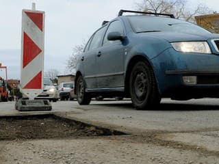 Výtlky, oprava ciest