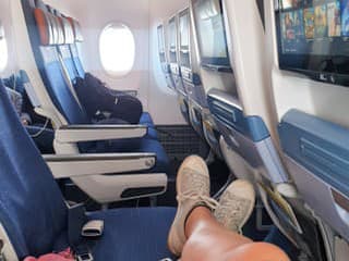 Cestujúci počas dlhých letov