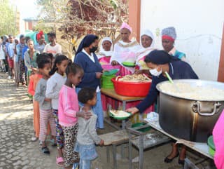 Humanitárna pomoc podporená Slovákmi