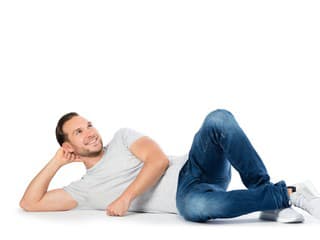 Muž na pohovore klamal,