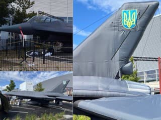 Maketa stíhačky F-16 od