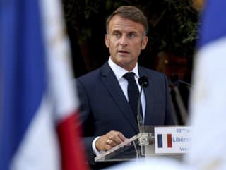 Macron telefonoval libanonským lídrom,