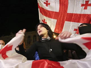 Protestujúci v Tbilisi proti zákonu o zahraničnom vplyve