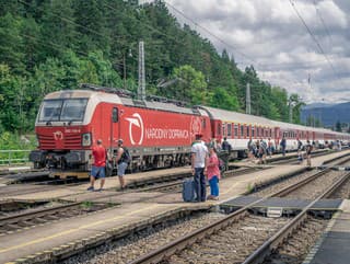 ZSSK pracuje na zlepšovaní vlakovej dopravy.