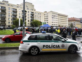 Nespokojní policajti opäť protestovali