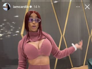 Slávna mamička mesiac po