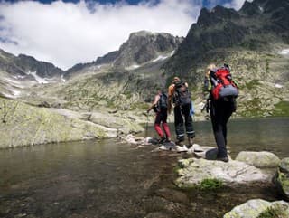 Lochnesská príšera na Slovensku? Horolezcov v Tatrách vydesil šokujúci nález: V plese číhal ZÁHADNÝ tvor!