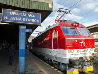 Bratislavu a Košice spojí letecká linka, obľúbené IC vlaky zrejme skončia