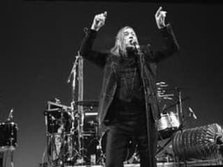 Einstürzende Neubauten v Prahe,