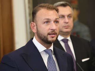 Minister Šutaj Eštok sa