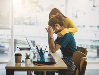 Syndróm vyhorenia má štyri