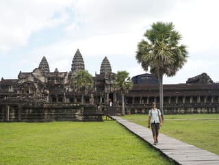 Nádherné chrámy aj väznice,