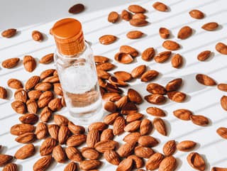 Táto jednoduchá látka zatočí