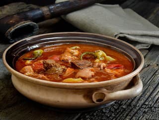 Ako zahustiť guláš? Možnosti