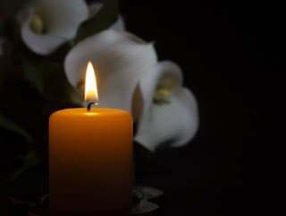 ŠOKUJÚCI odchod! Zomrel slávny