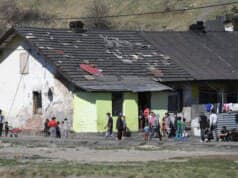 OSADNÍCI musia ZBÚRAŤ všetky