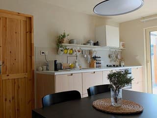 Skromné bývanie stavala svojpomocne