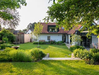 Krásna rekonštrukcia vidieckej záhrady: