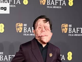 Kto je Adam Pearson?