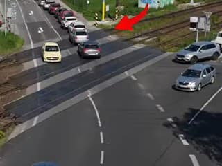 Nebezpečné konanie viacerých vodičov: