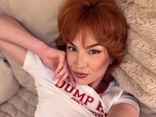 Nova Jewelsová (29)