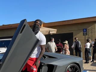 10 najdrahších áut známych