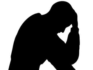 Známy moderátor prehráva BOJ